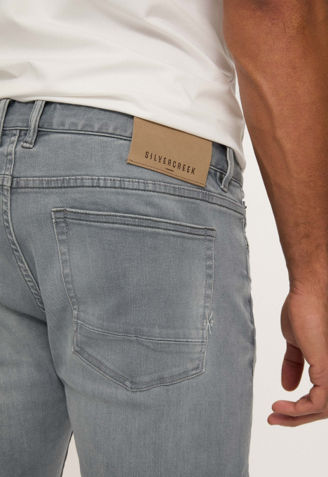 Lewis Regular Tapered Jeans