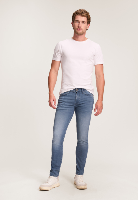 Porter Slim Tapered Jeans