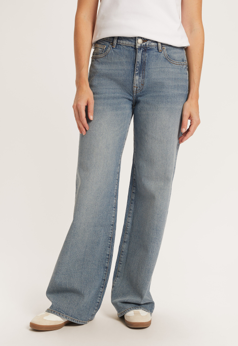 Ruby Wide Leg Jeans