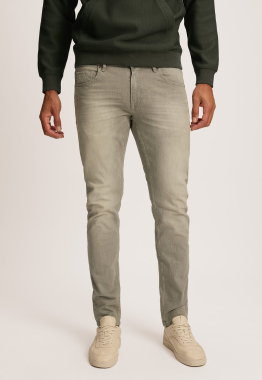 Porter Slim Tapered Jeans